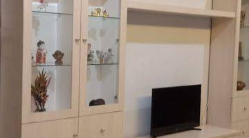 ruang tamu sewa apartemen thamrin residences tanah