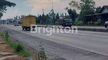 Gambar 4 TANAH DAN GUDANG ZONA KUNING DAN INDUSTRI