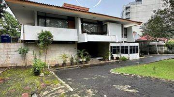 Gambar 2 Rumah Area Widya Chandra  ~ Lt/Lb 1,715/500 ~ Prime Location