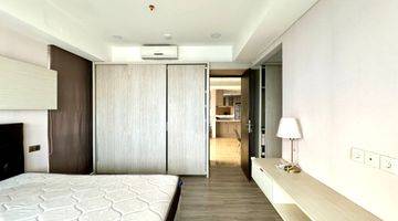 Gambar 3 Sewa Apartemen Royale Springhill 2 Kamar 165 Meter Furnish