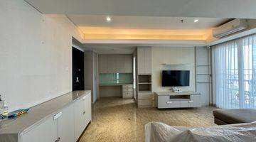 Gambar 5 Sewa Apartemen Royale Springhill 3 Kamar 192 Meter Furnish