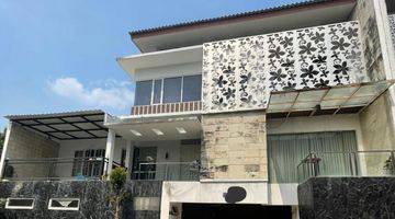 Gambar 1 Spacious And Multifunction House With Rooftop For Sale Jalan Terogong Jaksel