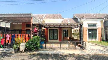 tampak depan rumah siap huni full furnished