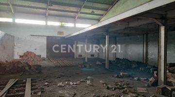 Gambar 1 Gudang Dan Kantor 2 Lantai Di Mundu Cirebon