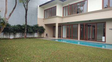 Gambar 1 Beautiful House 