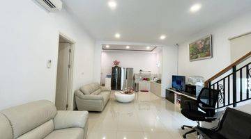 Gambar 4 Dijual Rumah 2 Lantai Bagus di Flamingo Summarecon, Tangerang