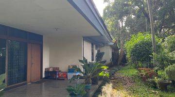 Gambar 3 Rumah Di Tengah Kota Bandung