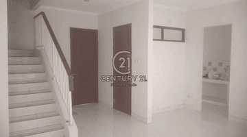 Gambar 1 Rumah Siap Huni Di Depan Taman Discovery Residences Bintaro Sek 9