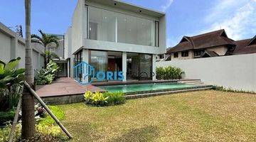 kolam renang jatipadang - pejaten, modern tropical