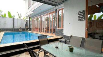 kolam renang lebak bulus - modern tropical