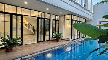 kolam renang pondok indah - luxury modern