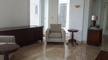 Gambar 4 Luxury Apartment In Kebayoran Baru With Beautiful Garden And Birds 