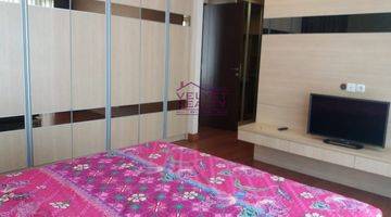 Gambar 3 Disewakan Apartemen The Royale Springhill Kemayoran 3+1BR Luas 196m2 VR1100