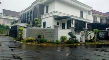 Gambar 3 Rumah mewah Full Furnish, siap huni, 3Lantai di dalam cluster Citra grand Cibubur