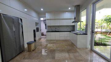 Gambar 1 Beautiful 4 Bedroom House For Rent In Kebayoran Baru Near Asean Mrt Kbbr261