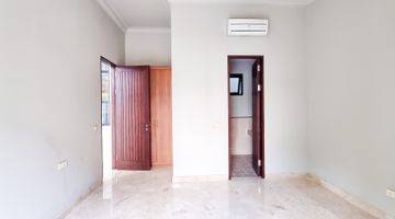 Gambar 4 For Rent Beautiful 5 Bedroom House In Cilandak Near Mrt Cipete Raya Cld029