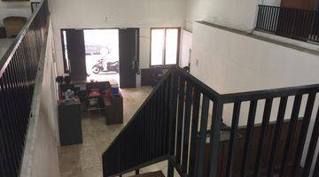 Gambar 5 Rumah Di Kemang Semi Furnished