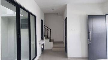 Gambar 4 Rumah Minimalis Eastern Park Residence Sukolilo Pakuwon City