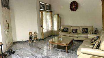 Gambar 4 Rumah 2 Lantai Sudah Renovasi Furnished SHM