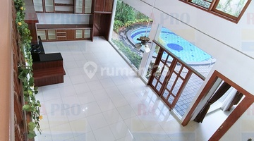 Gambar 1 Dijual Rumah Lama Besar Hoek di Pondok Indah, Luas Tanah 768