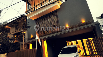 Gambar 1 Brand New Pondok Indah, di Jalan Lebar 2 Mobil