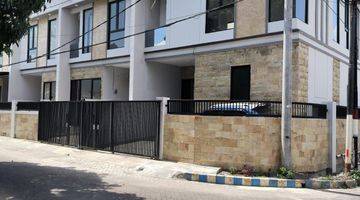 Gambar 1 Jual rumah Darmo2an harga 1 M an