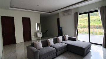 Gambar 4 Dijual Rumah Di Perum Mewah Jl. Montana Candi Golf, Semarang