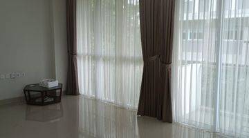 Gambar 1 Rainbow Spring Condovilla Gading Serpong 3 Br a