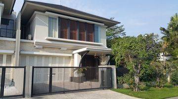 Gambar 1 Rumah 2 Lantai Furnished HGB di Prambanan Residence, Surabaya