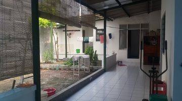 Gambar 3 Rumah Bagus Sertifikat Hak Milik di Taman Pondok Indah, Surabaya