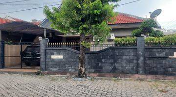 Gambar 1 Rumah Bagus SHM di Taman Pondok Indah, Surabaya