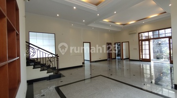 foto lainnya rumah tanah luas pinggir jalan