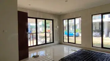 ruang tamu rumah nyaman dibintaro sektor 2