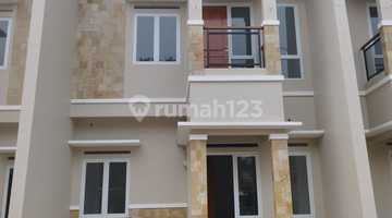 garasi/carport rumah cluster 2 lantai siap
