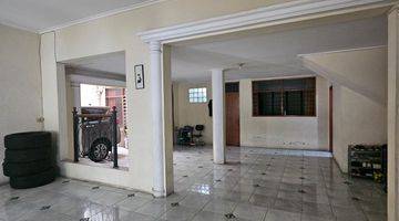 Gambar 3 Rumah Di Jl. Tulodong Bawah - Kebayoran Baru. Scbd Area. Luas 302m2 Hanya Rp 19.5m