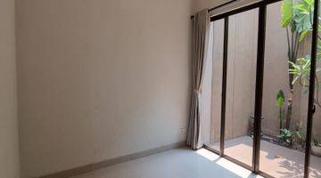 kamar tidur  rumah bagus di cluster de
