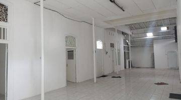 Gambar 3 Dijual Rumah Luas di Jl Nias Surabaya Pusat, SHM