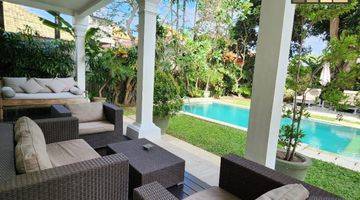 Gambar 2 Dijual Villa, Hanya 5 Menit Dari Petitenget Bali