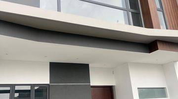 Gambar 2 Dijual Rumah Baru di Setraduta Grande