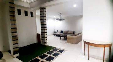 Gambar 1 Rumah siap di cluster favorit harga 2M an kamar tidur 4+1