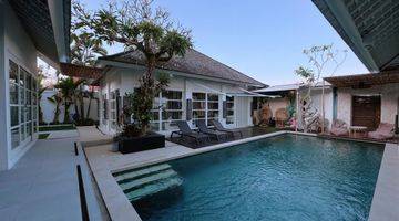 Gambar 1 Luxurious Beautiful Villa Berawa