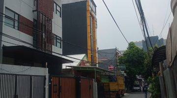 Gambar 3 Jual Murah Rumah 3 Lantai, Jl. Kebon Kacang 1, Tnh. Abang, Jakpus