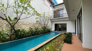 Gambar 1 Beautiful Modern House With Pool In Pondok Indah Area