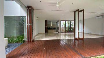 Gambar 3 Modern Tropical House 2 Storeys With Pool In Cilandak Area