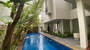 Gambar 4 Modern Tropical House 2 Storeys With Pool In Cilandak Area