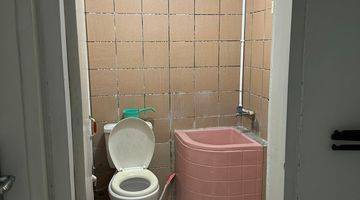 kamar mandi disewakan rumah di green garden
