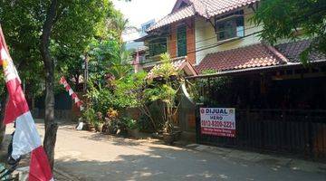 Gambar 1 Rumah Depan Taman Jl Hang Jebat Kebayoran Baru