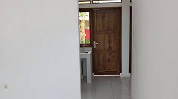 Gambar 2 Rumah Ready  Pinggir Jalan 