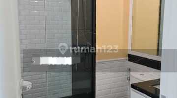 kamar mandi apartement regatta pantai mutiara 2