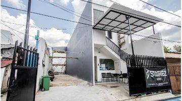 Gambar 1 Rumah 2 Lantai Bagus Semi Furnished SHM di Senen, Jakarta Pusat